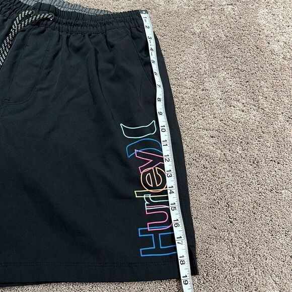 Elastic waist Hurley Swim Shorts! Size XL - Picture 3 of 7